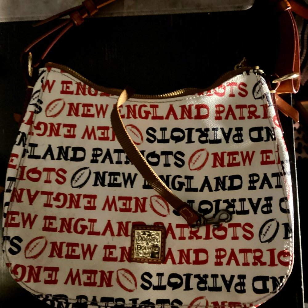 New England Patriots Hobo Shoulder Dooney & Bourke Genuine leather purse